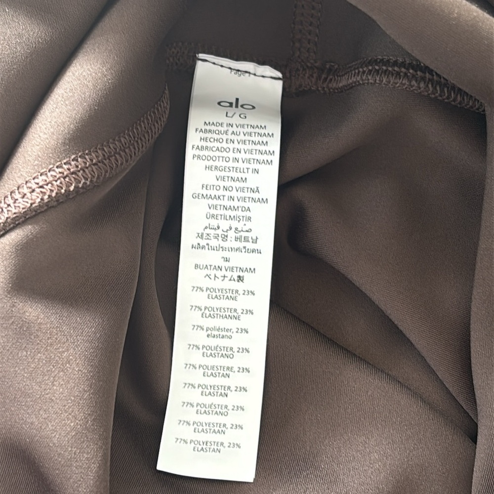 ALO Yoga Espresso Airlight High Waisted Leggings, NWT, use for Yoga & workout - Picture 9 of 11